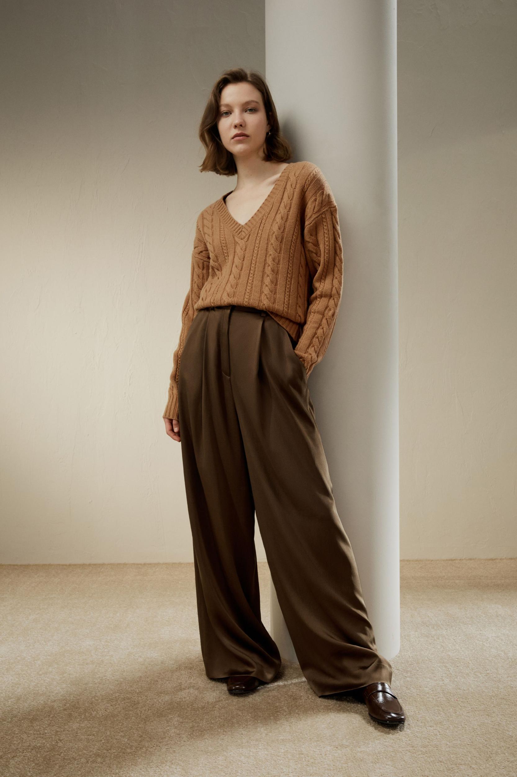 Cable-Knit Wool-Cashmere Blend Sweater Product Image