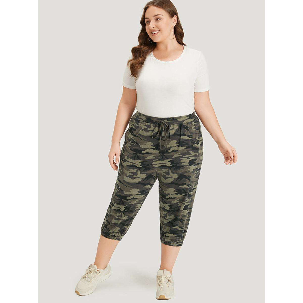 Camo Drawstring High Rise Pocket Cropped Sweatpants ArmyGreen Plus Size Women Casual Dailywear Cross straps 10/M Bloomchic Product Image