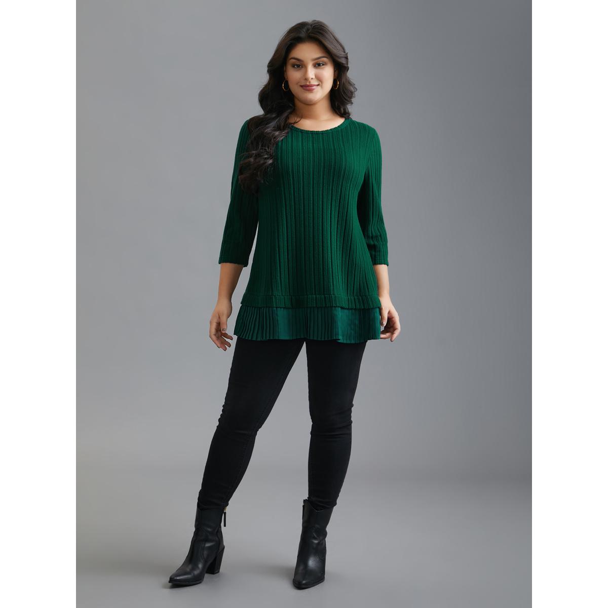 Plus Size Crew Neck Plain Pit Strip T-Shirt DarkGreen Women Casual Texture Round Neck Everyday T-shirts BloomChic 28/5X Product Image