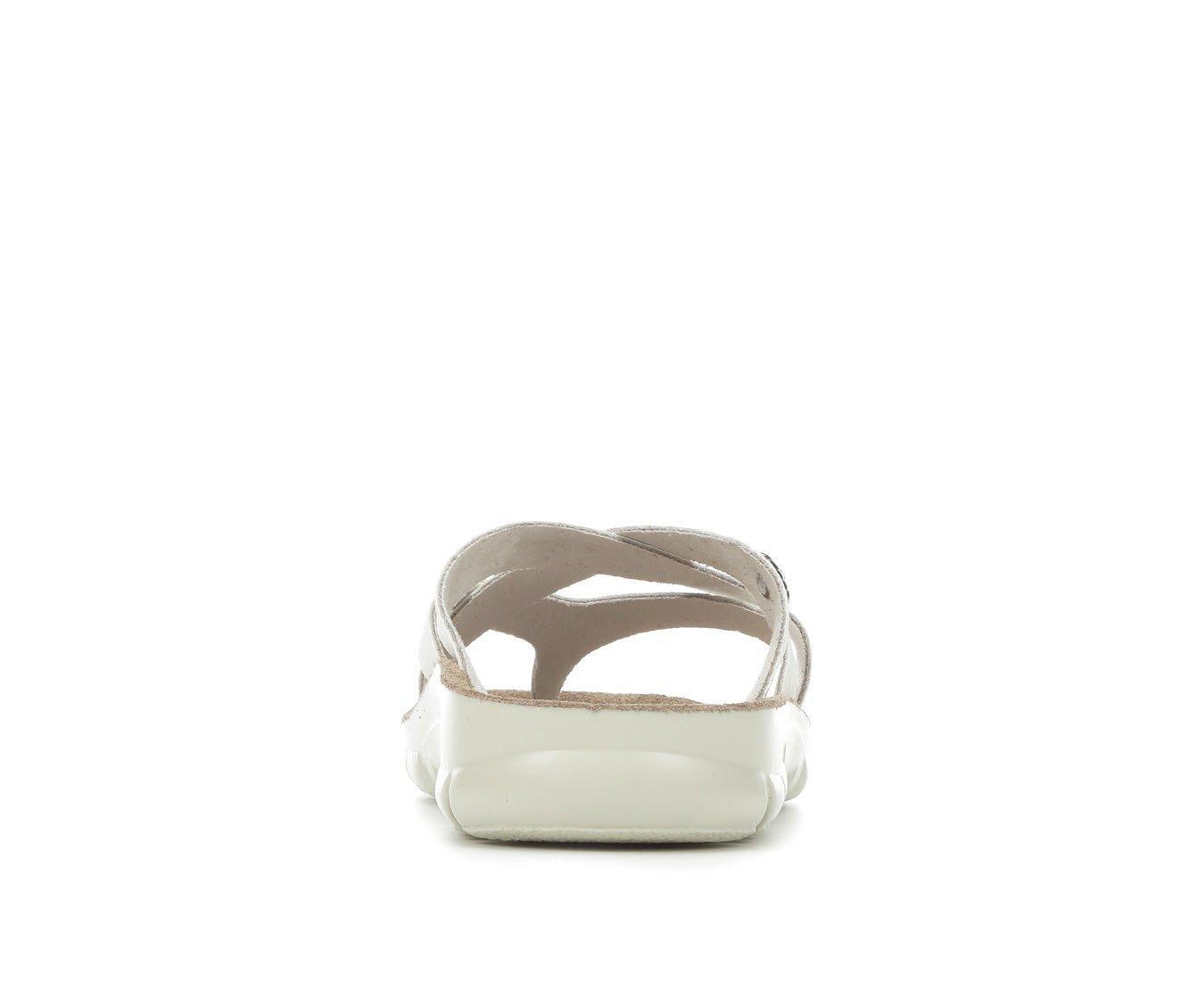 Women's Cliffs by White Mountain Banksy Flip Flops Product Image