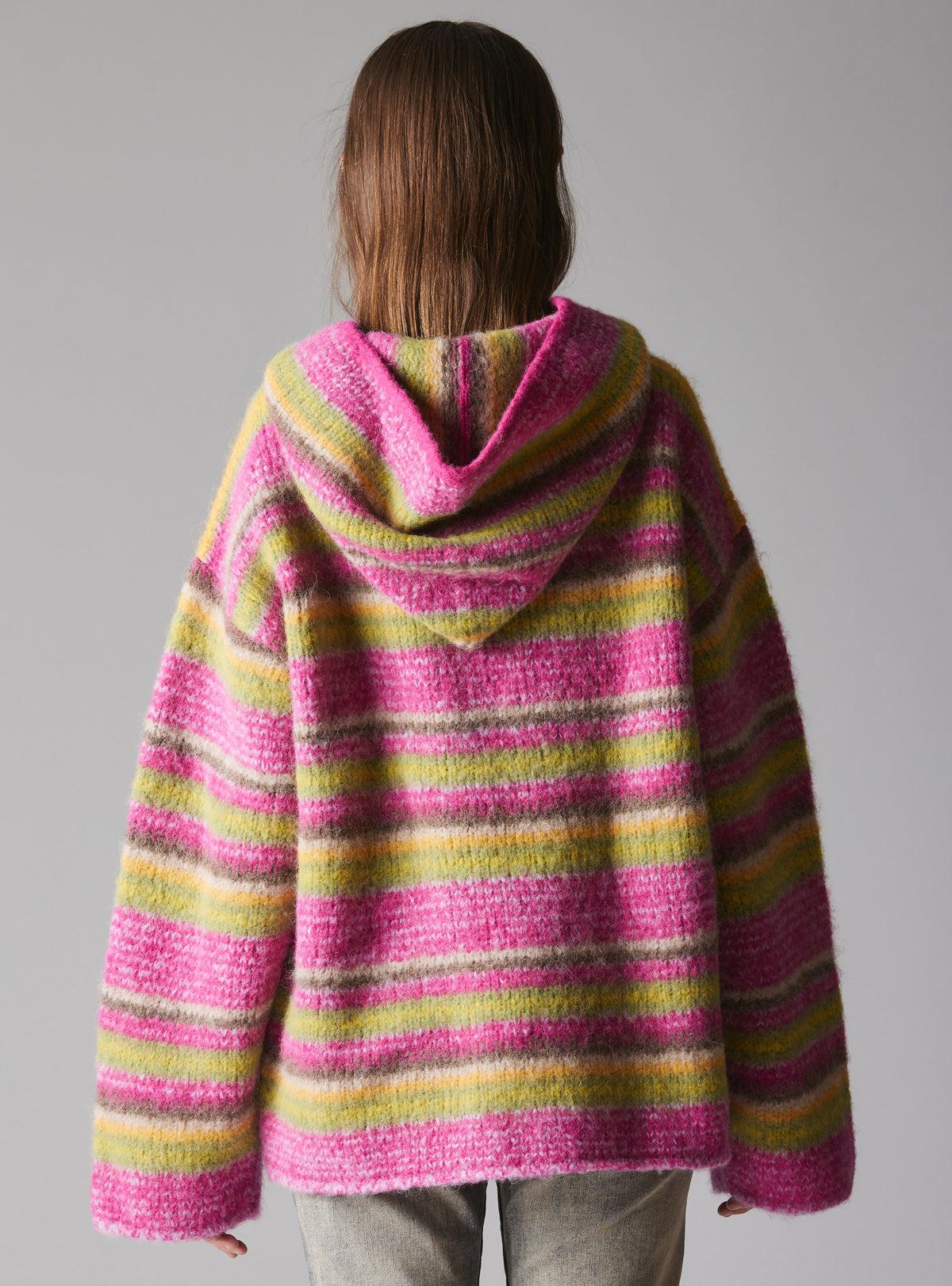 Pichu Sweater Female Product Image