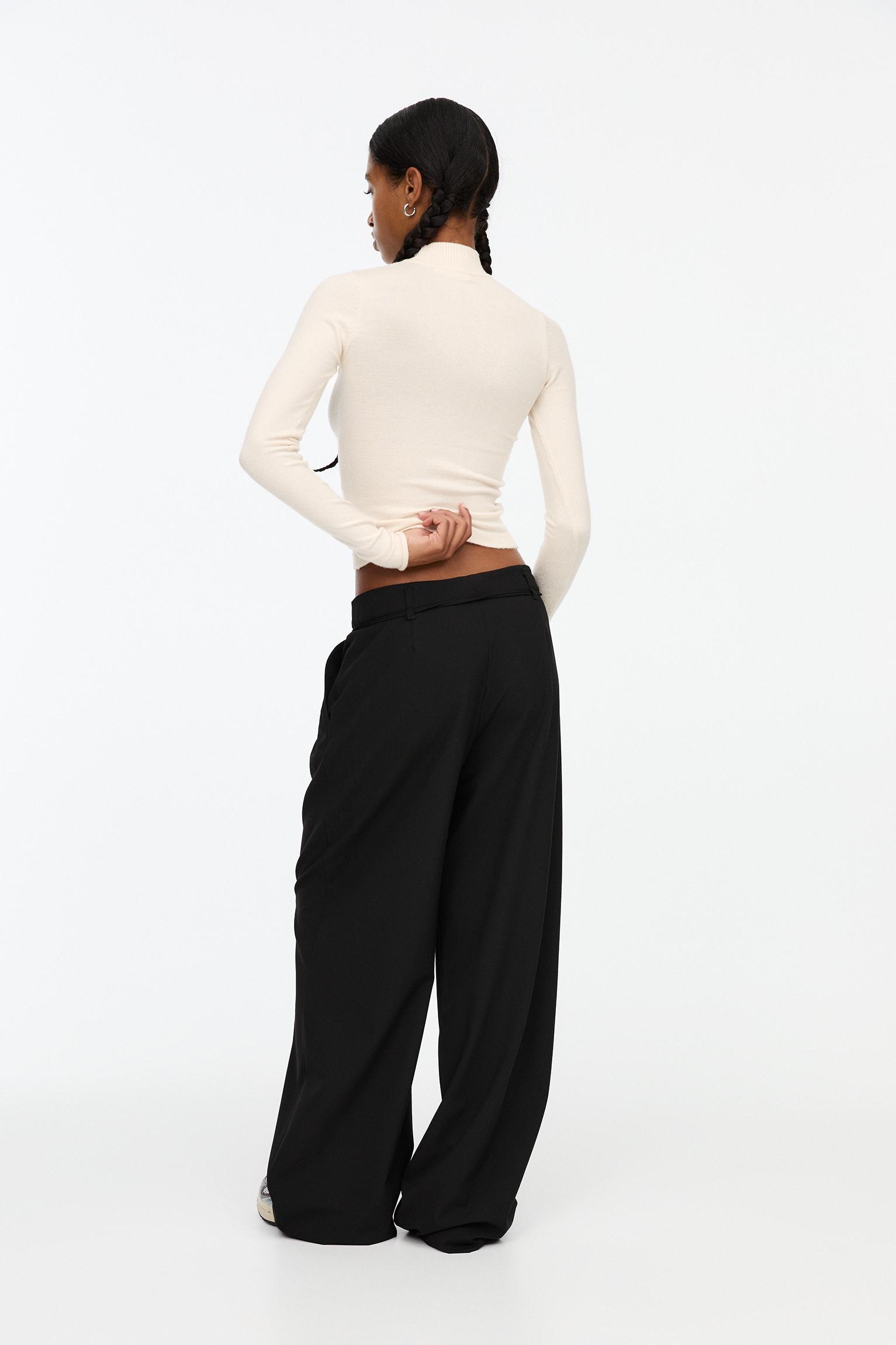 High neck sweater Product Image