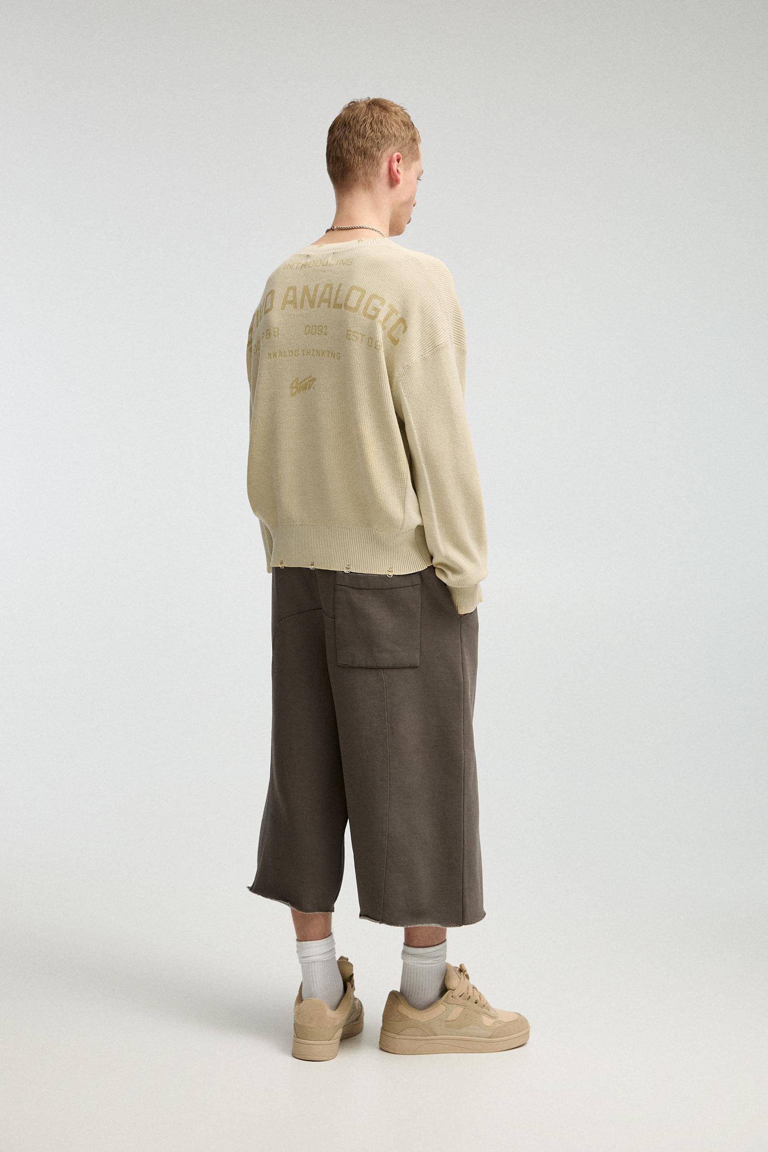 Ripped STWD sweater Product Image