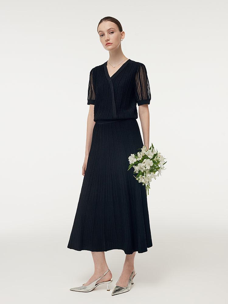 Slanted Placket Knit Top And A-Line Pleated Skirt Two-Piece Set Product Image