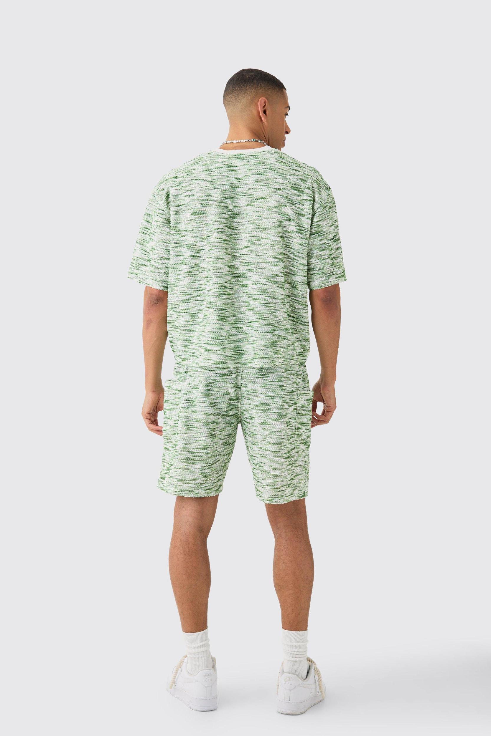 Relaxed Boucle Slub Mid Length Cargo Short | boohooMAN USA Product Image