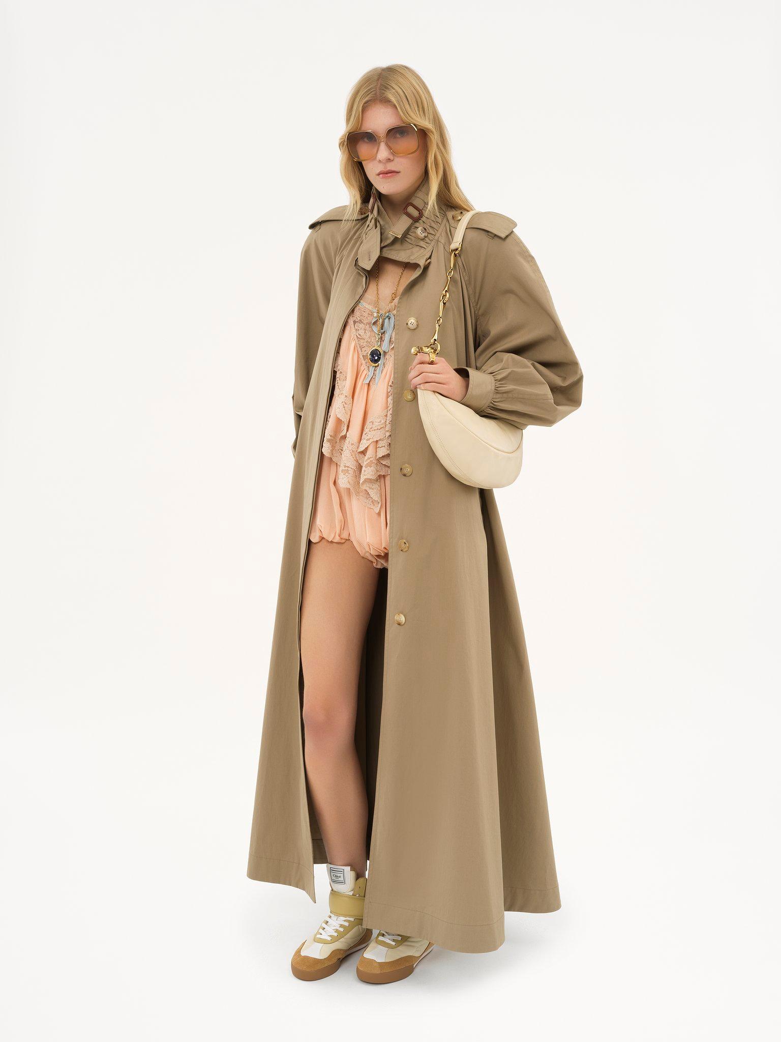 Chain Horse shoulder bag in grained leather Product Image