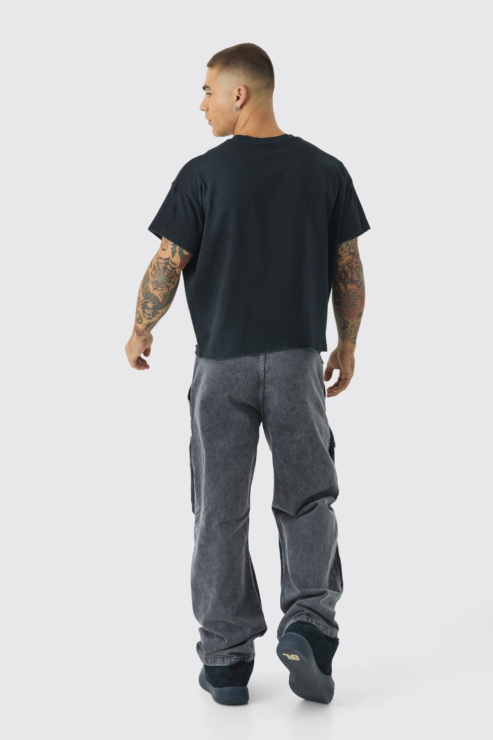 Relaxed Heavyweight Twill Acid Washed Cargo Pants | boohooMAN USA Product Image