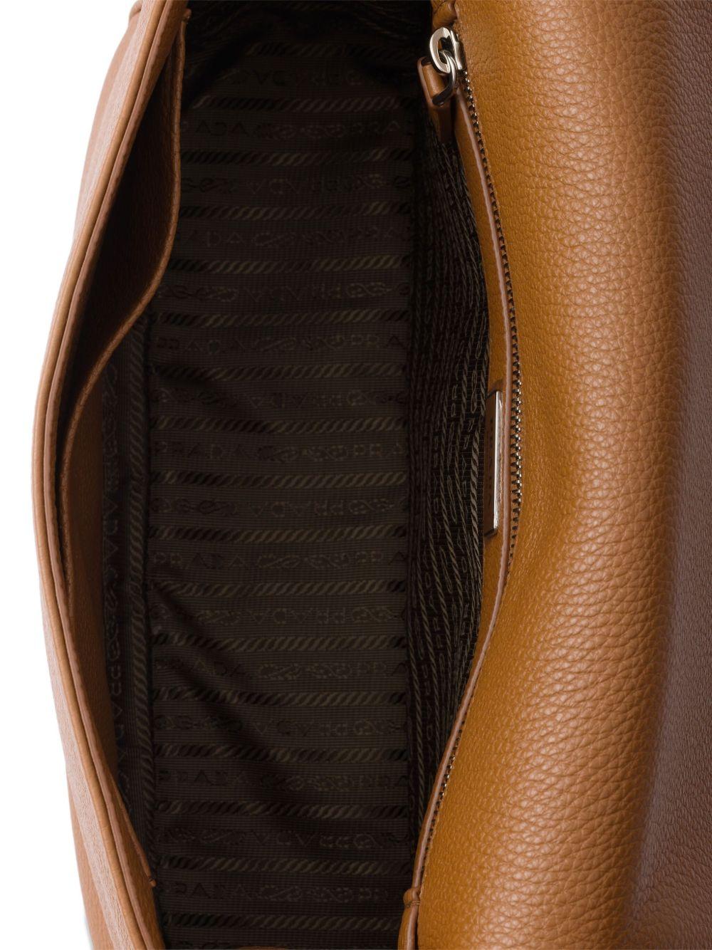 leather messenger bag Product Image