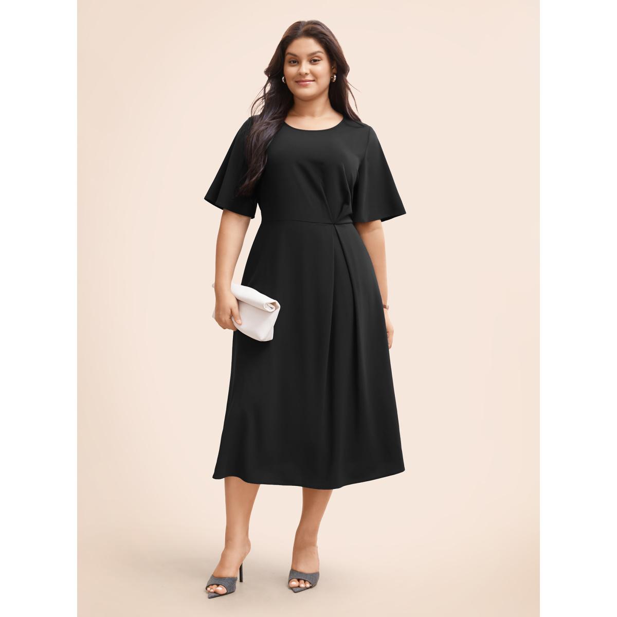 Plus Size Plain Round Neck Plicated Detail Dress Indigo Women Office Pleated Round Neck Half Sleeve Curvy BloomChic 10/M Product Image