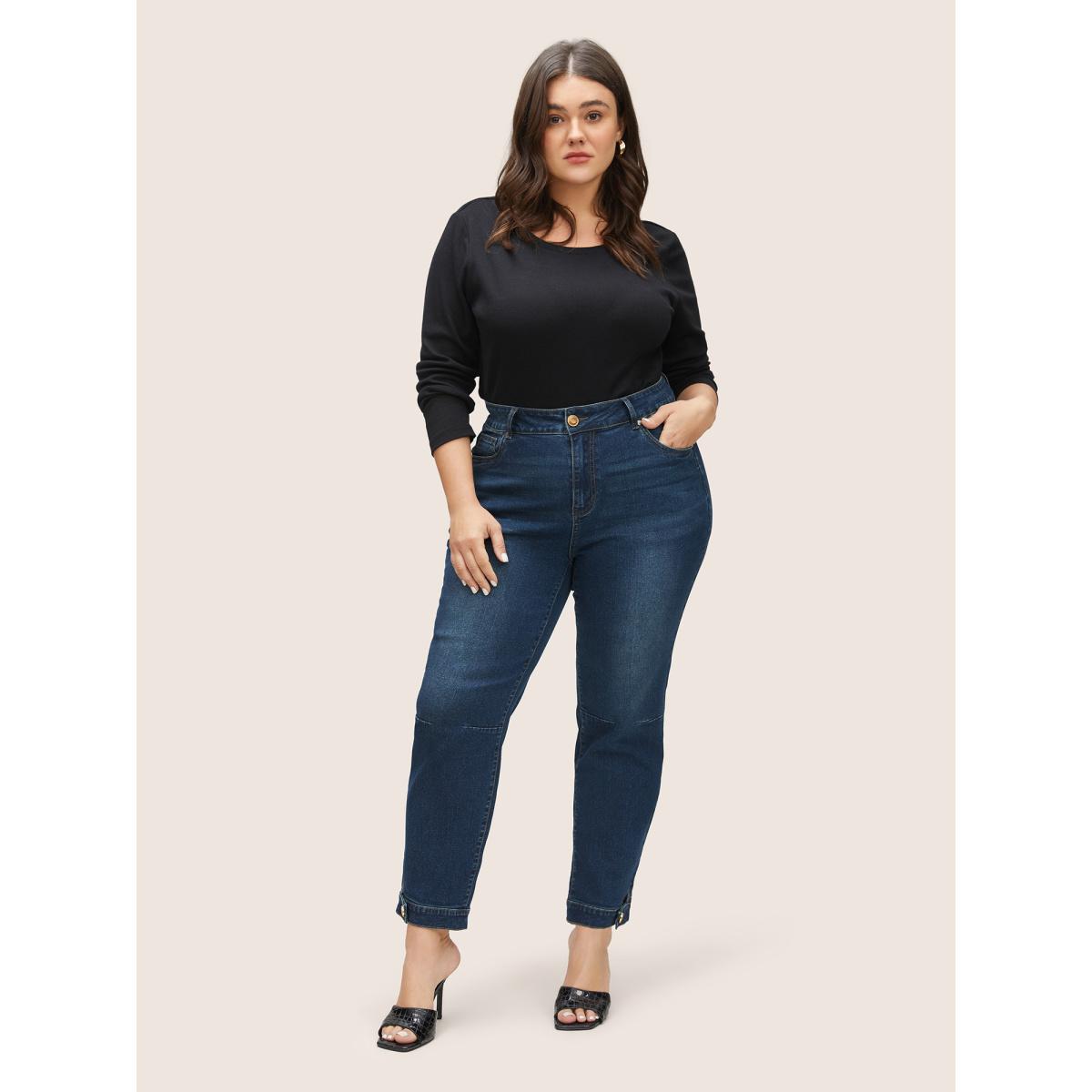 Plus Size Dark Wash Button Detail Split Hem Tapered Jeans Women Blue Casual Plain Non High stretch Slanted pocket Jeans BloomChic 14/1X Product Image