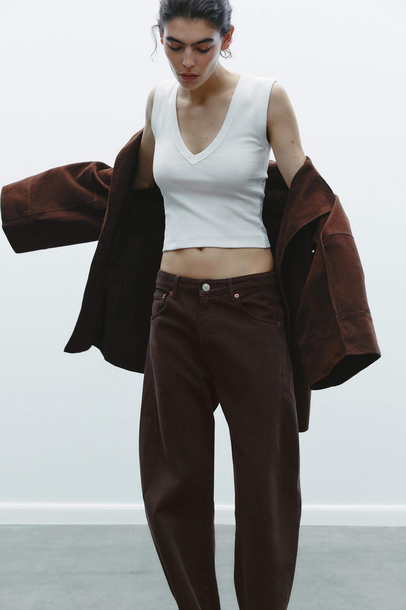 V-NECK TOP Product Image