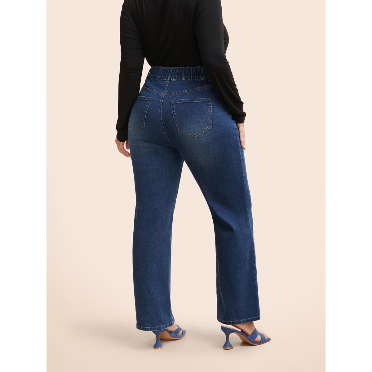 Plus Size Dark Wash Slanted Pocket Straight Leg Jeans Women Denimblue Casual Button Medium stretch Slanted pocket Jeans BloomChic 30/6X Product Image