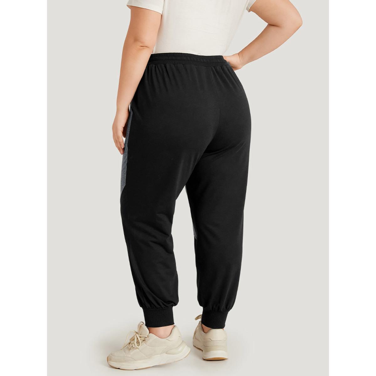 Contrast Patchwork Pocket Drawstring Elastic Waist Sweatpants Black Plus Size Women Casual Dailywear Contrast 28/5X Bloomchic Product Image