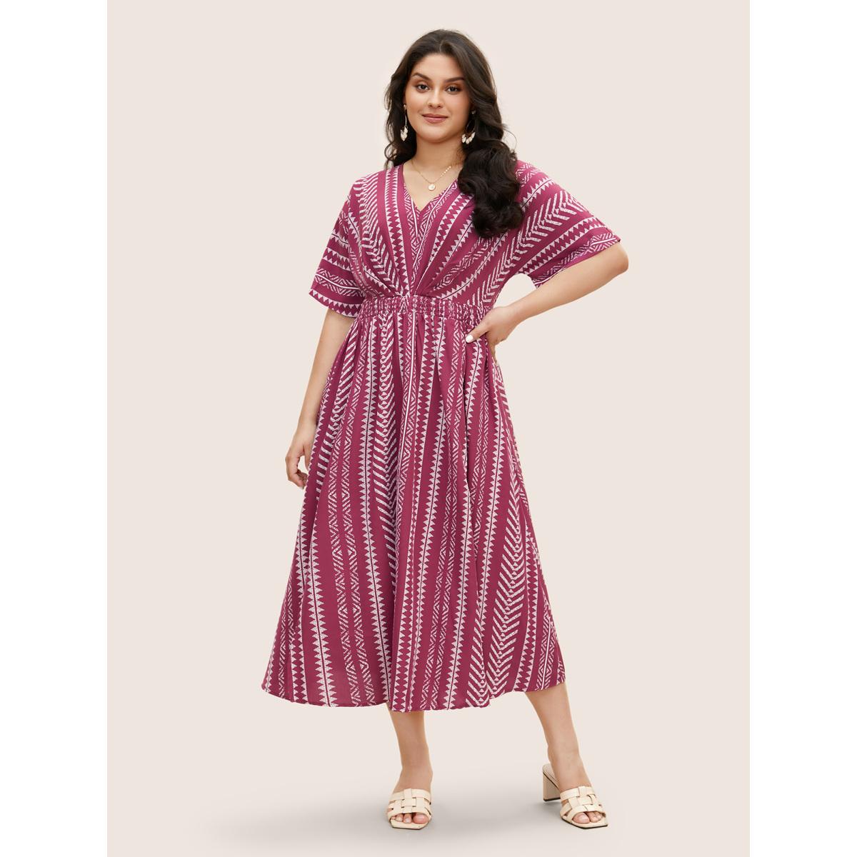 Plus Size Solid Geometric Dolman Sleeve Pocket Shirred Split Hem Dress Burgundy Women Resort Non V-neck Half Sleeve Curvy Long Dress BloomChic 26/4X Product Image