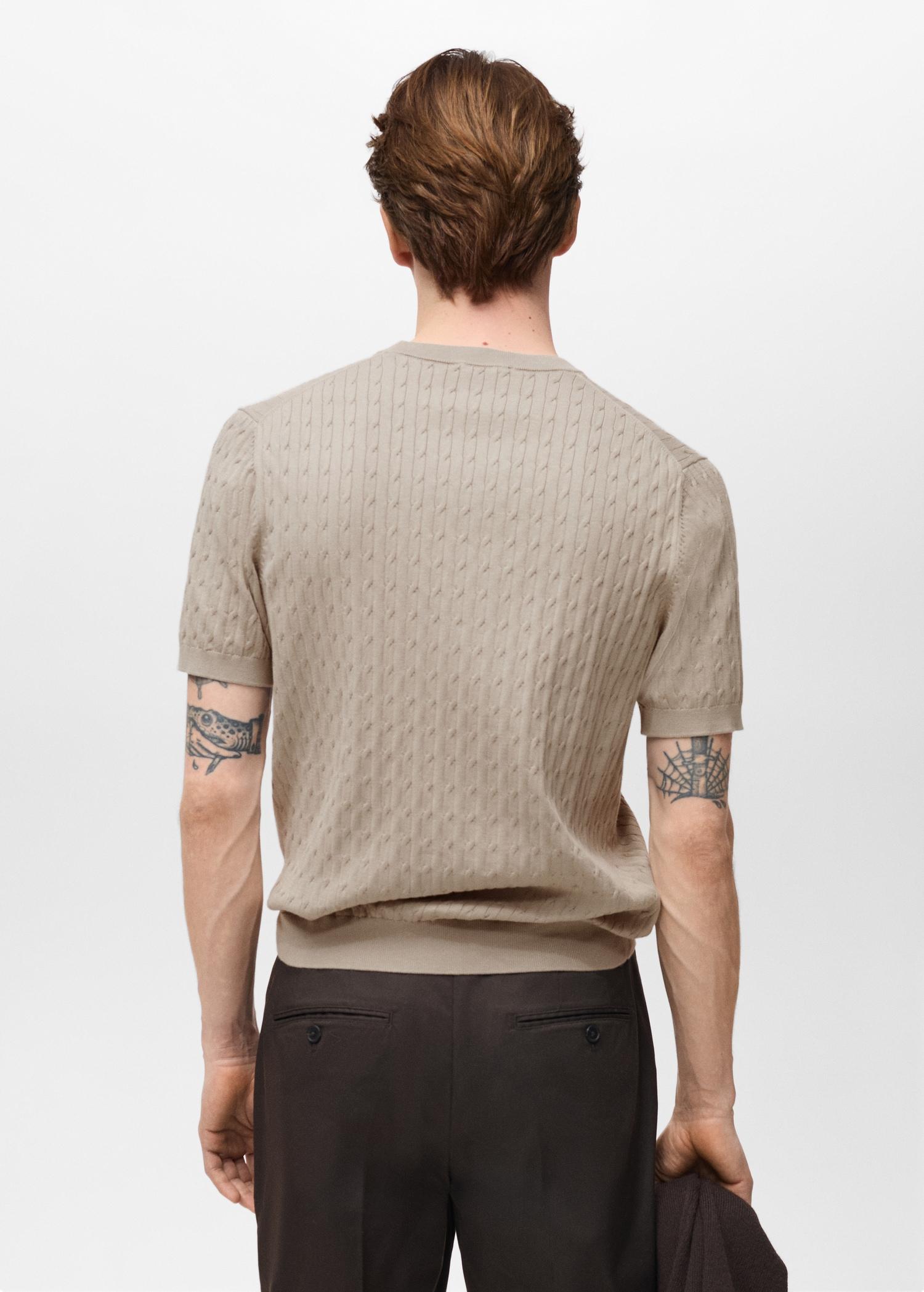 Braided fine-knit t-shirt - Men | MANGO USA Product Image