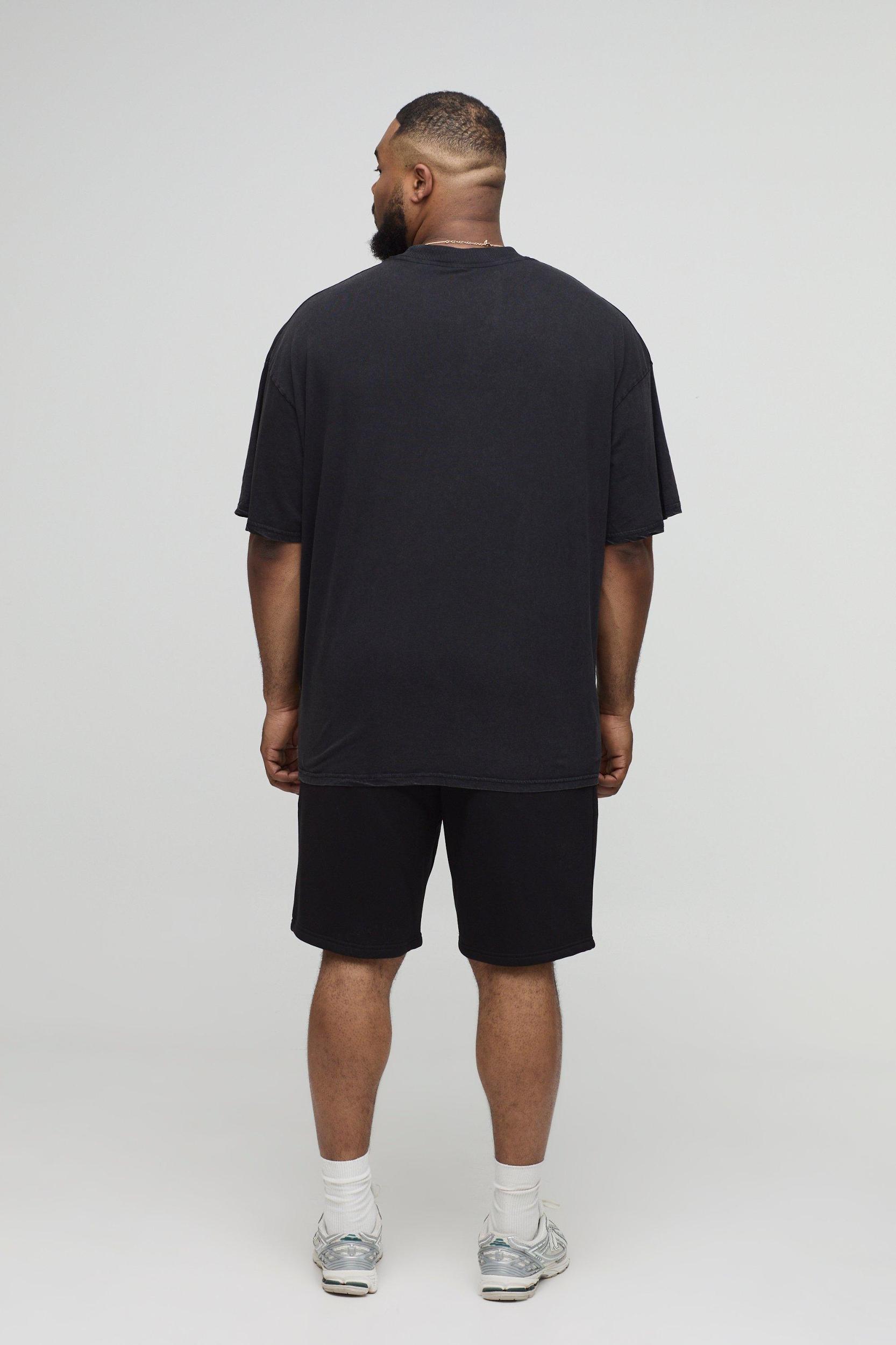 Plus Oversized Elvis Presley License Acid Wash Print T-Shirt | boohooMAN USA Product Image