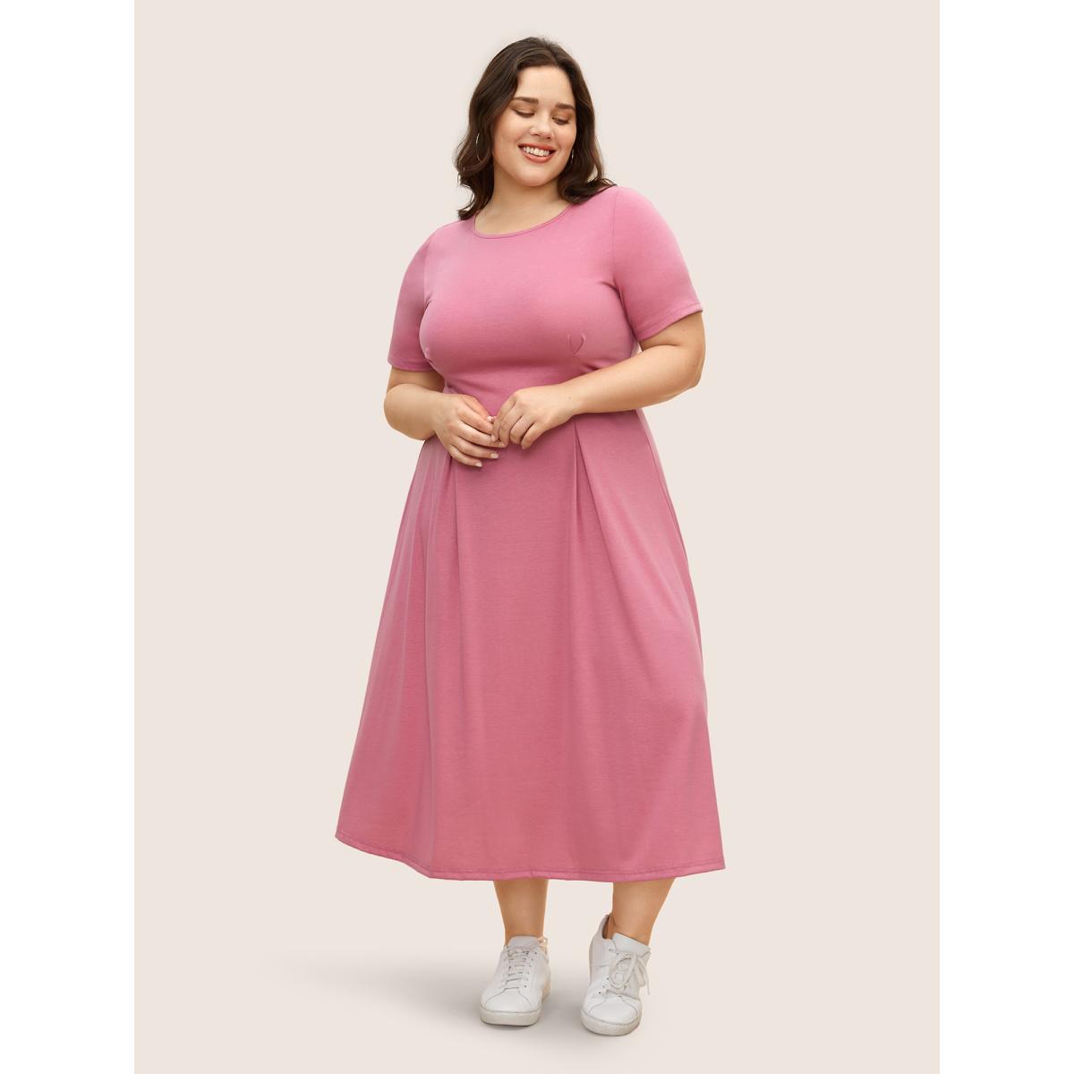 Plus Size Solid Crew Neck Plicated Detail Dress Beanpastepowder Women Casual Pleated Round Neck Short sleeve Curvy BloomChic 14-16/1X Product Image
