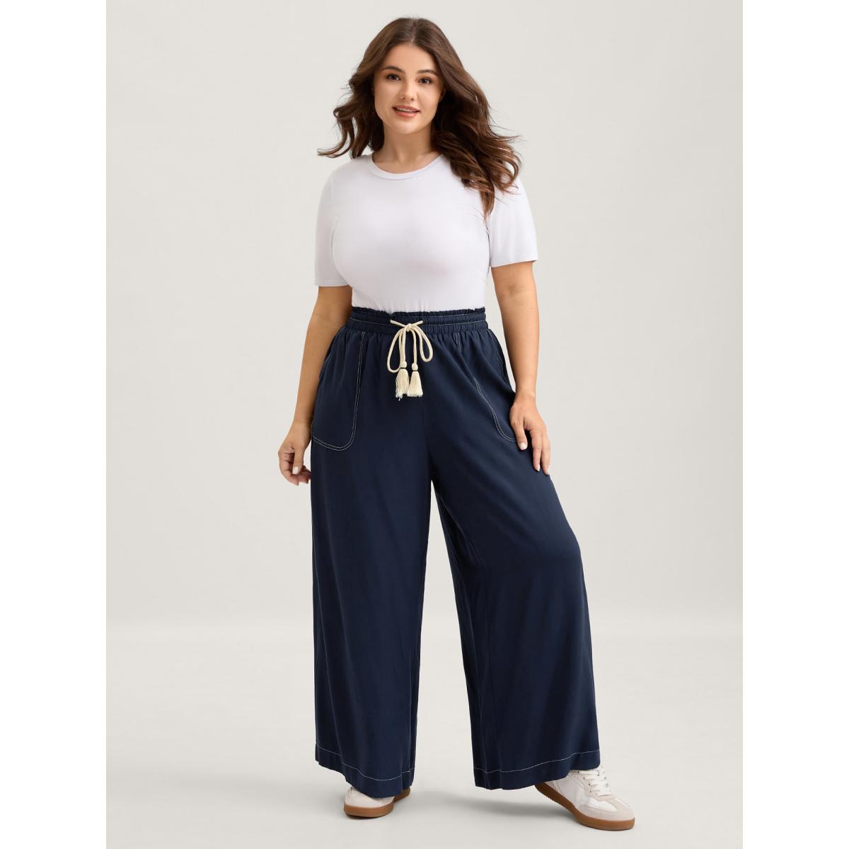 Plus Size Contrast Thread Detail Wide-Leg Pants Women Indigo Leisure Loose Mid Rise Casual Pants BloomChic 28/5X Product Image