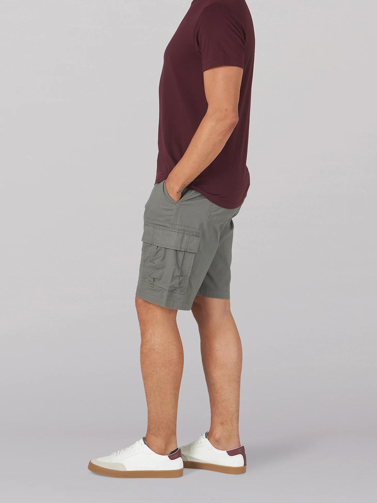 Men's Extreme Motion Carolina Cargo Short | Men's Shorts | Lee® Product Image