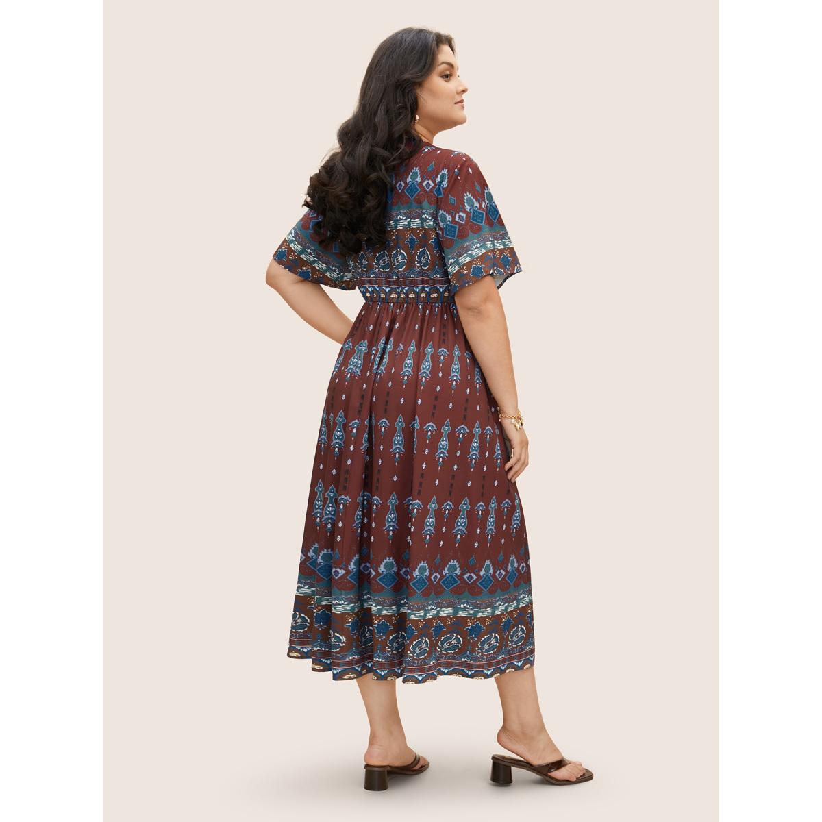 Plus Size Bandana Print Notched Button Detail Dress Scarlet Women Resort Gathered Notched collar Short sleeve Curvy BloomChic 18-20/2X Product Image