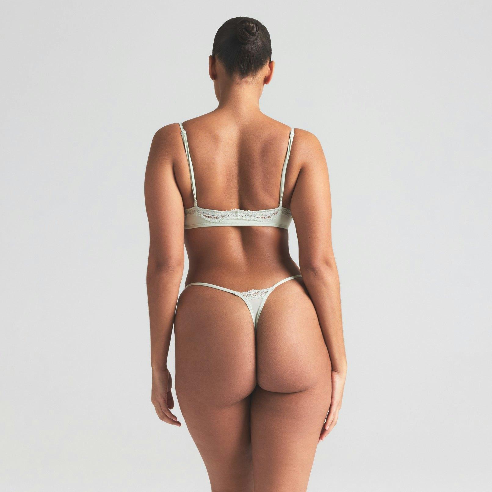 FITS EVERYBODY LACE SCOOP BRALETTE | SPEARMINT Product Image