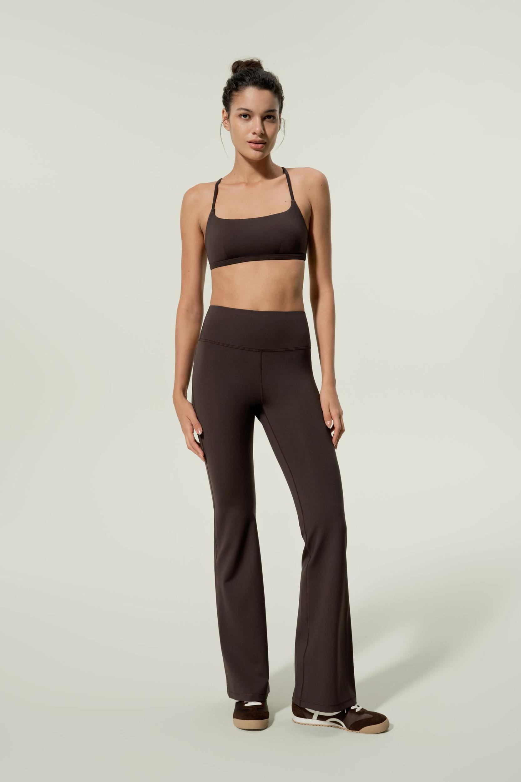 SilkContour™ Drape Flow Leggings Product Image