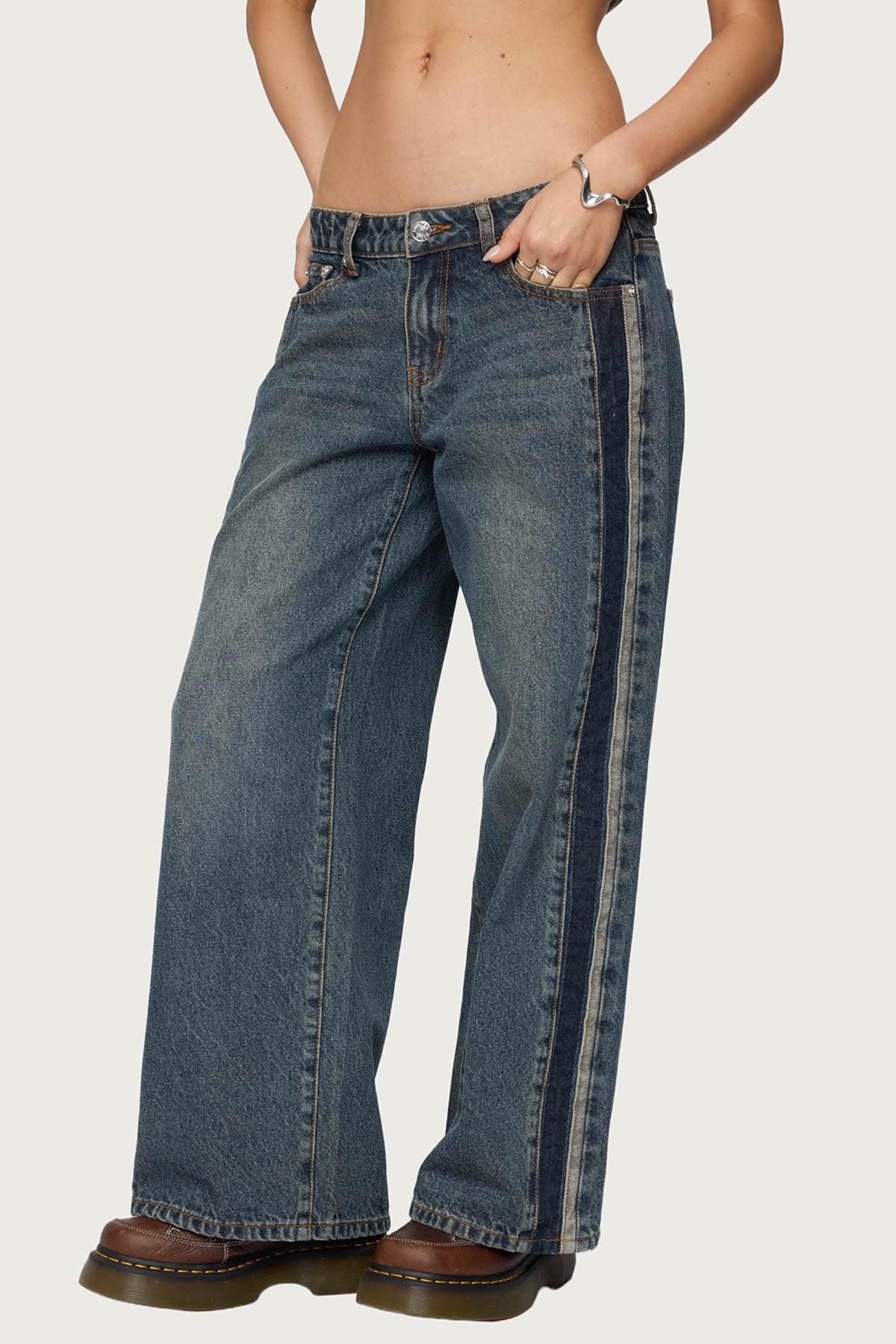 Petite Contrast Panel Low Rise Baggy Jeans Product Image