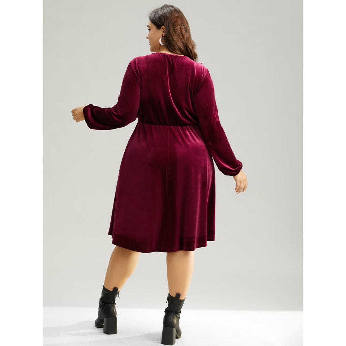 Plus Size Velvet Lace Panel Elastic Cuffs Dress Burgundy Women Elegant Elastic cuffs V-neck Long Sleeve Curvy Midi Dress BloomChic 12/L Product Image