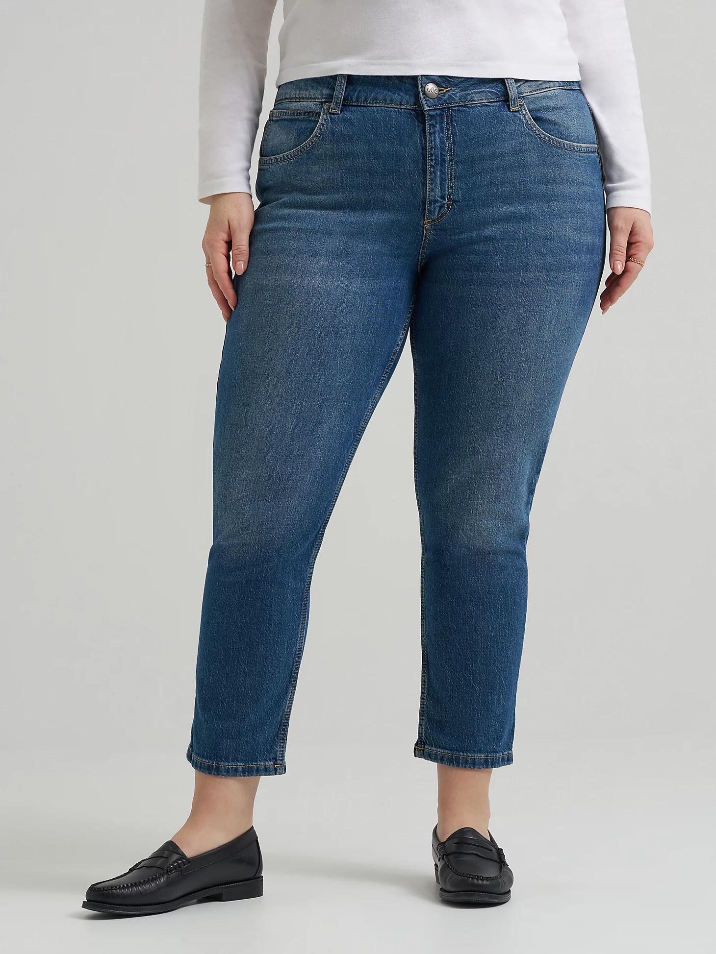 Women's Legendary Straight Crop (Plus) | Women's Capris & Crops | Lee® Product Image