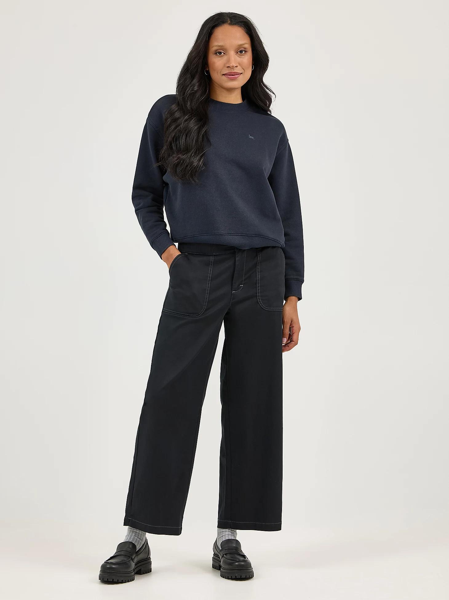 Women's Ultra Lux Comfort Wide Leg Utility Crop Pant | Women's Capris & Crops | Lee® Product Image