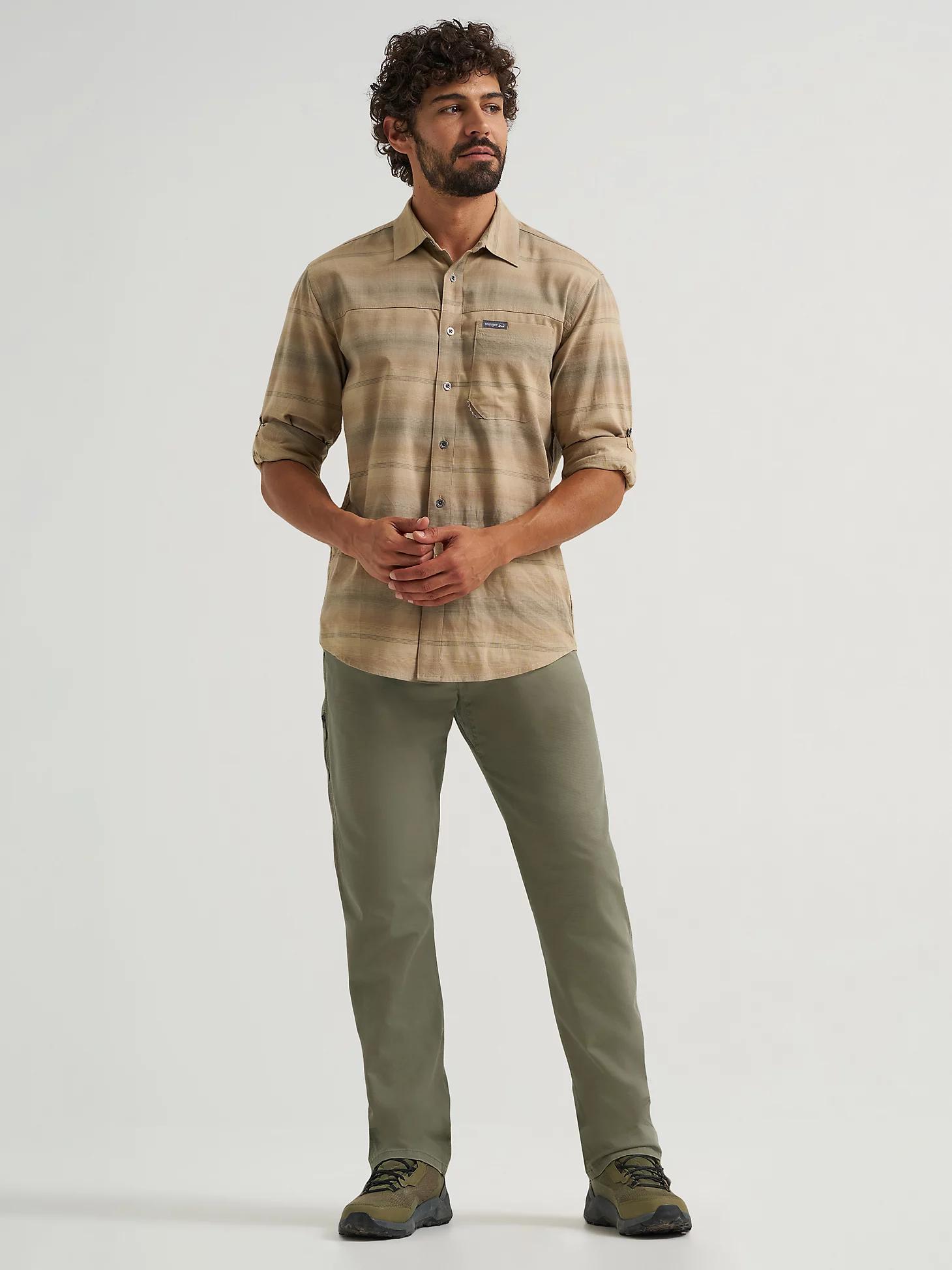 Men's Wrangler® Outdoor Rugged Utility Pant in Sea Turtle Product Image