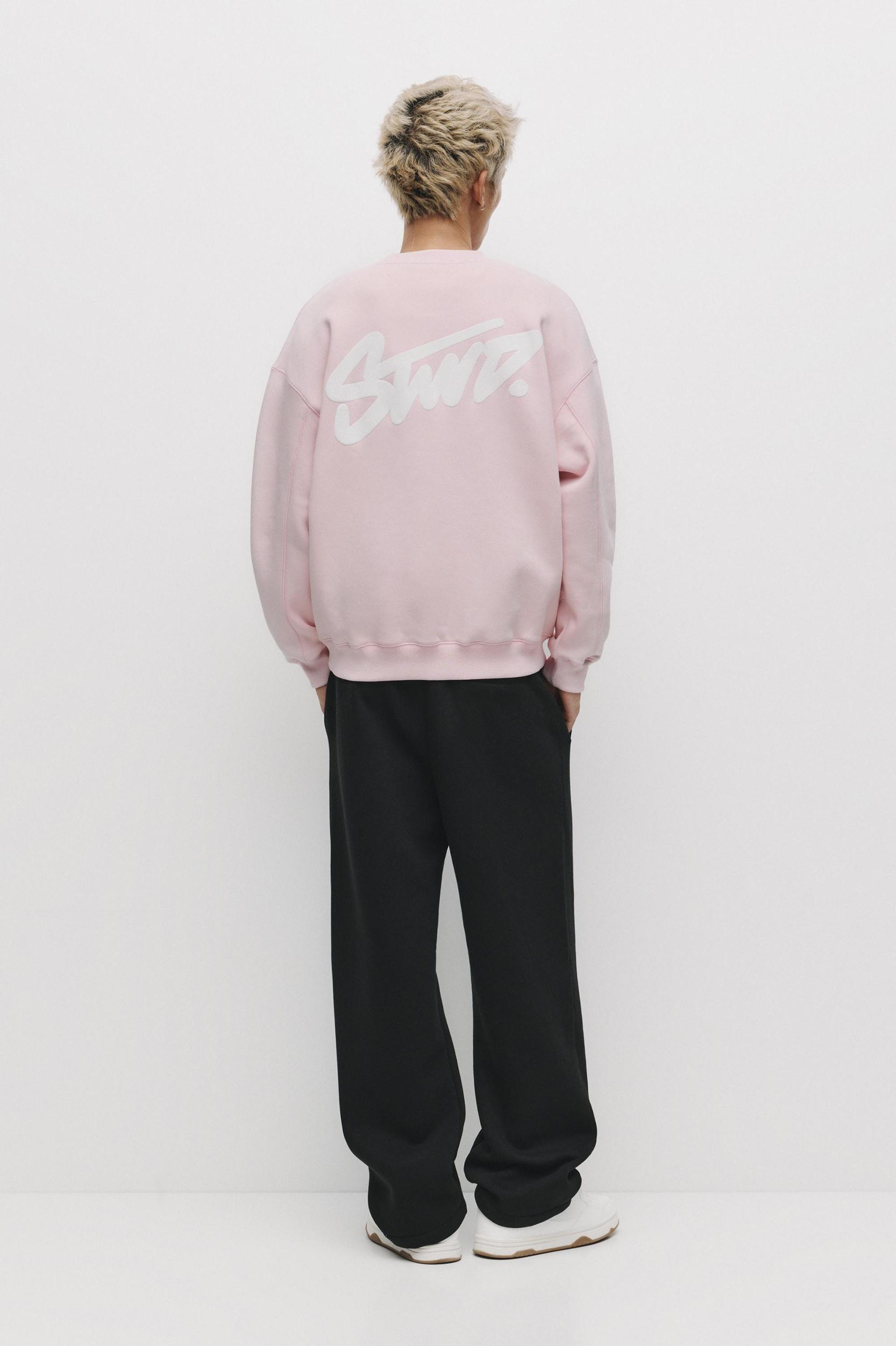 Round neck STWD sweatshirt Product Image