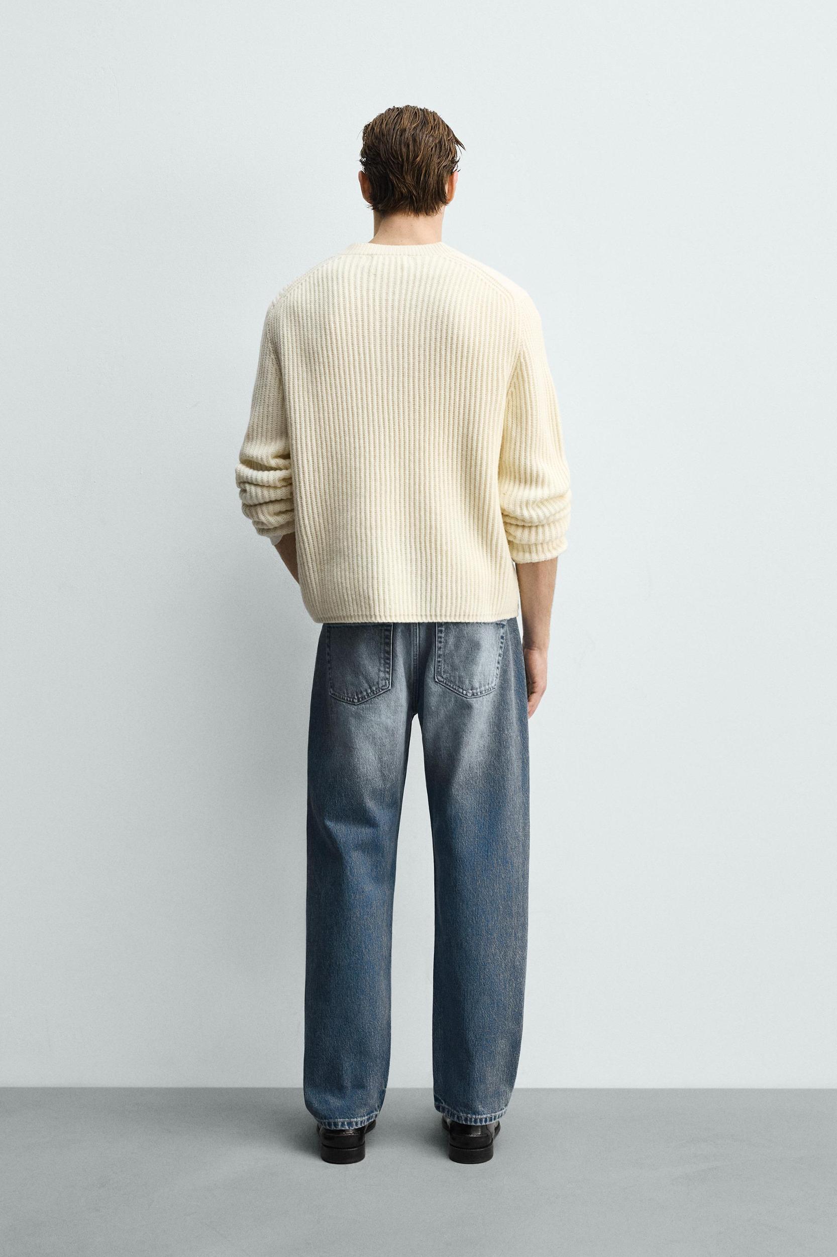 REGULAR FIT JEANS Product Image