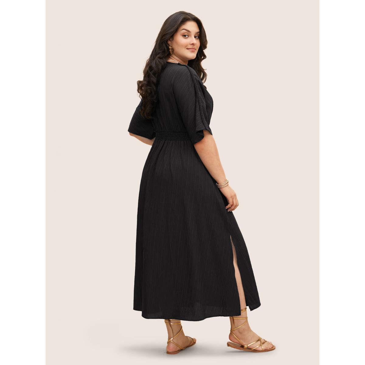 Plus Size V Neck Shirred Contrast Webbing Split Side Dress Black Women Boho Texture V-neck Half Sleeve Curvy BloomChic 26/4X Product Image