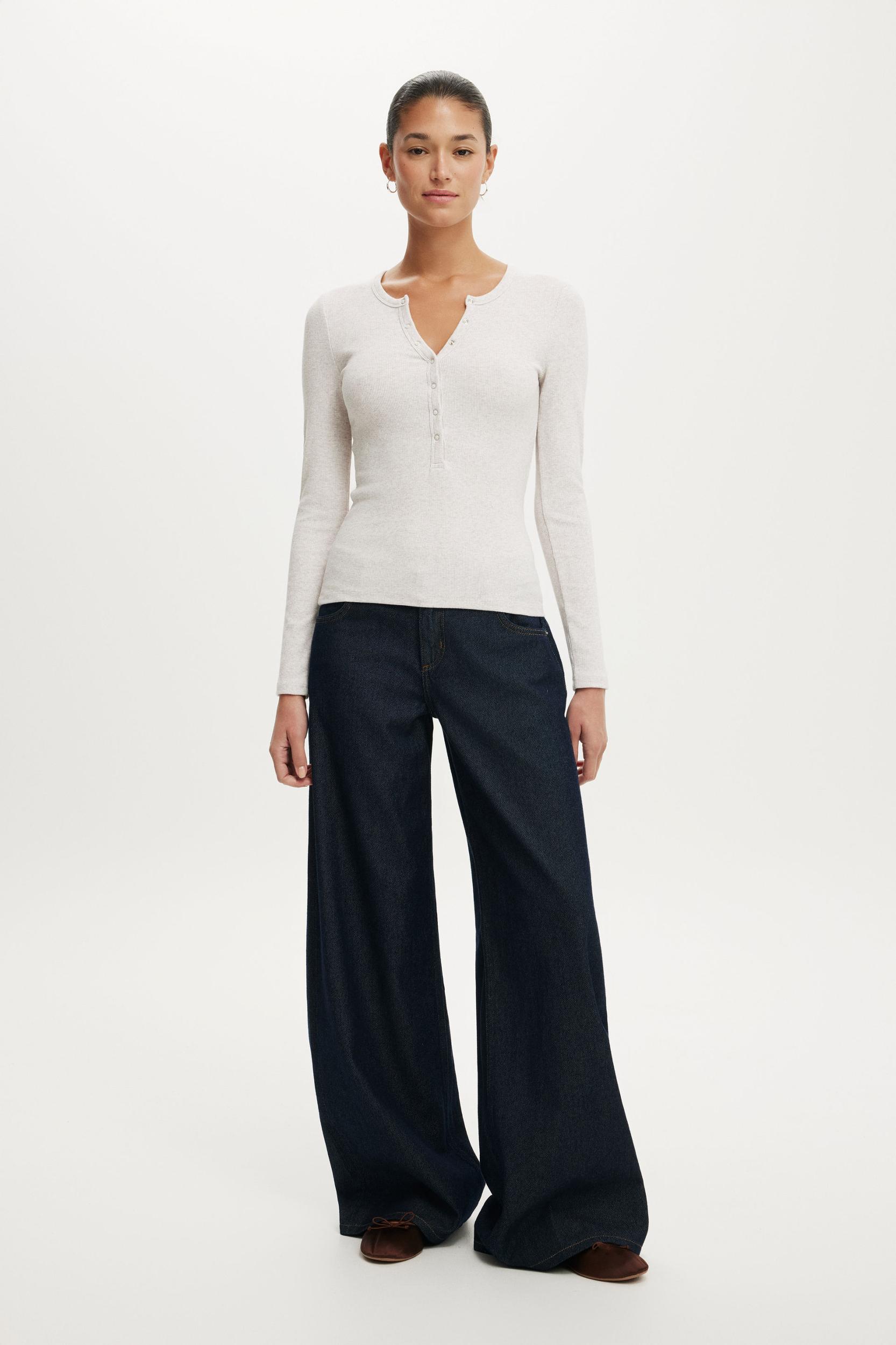 Blake Henley Long Sleeve Product Image