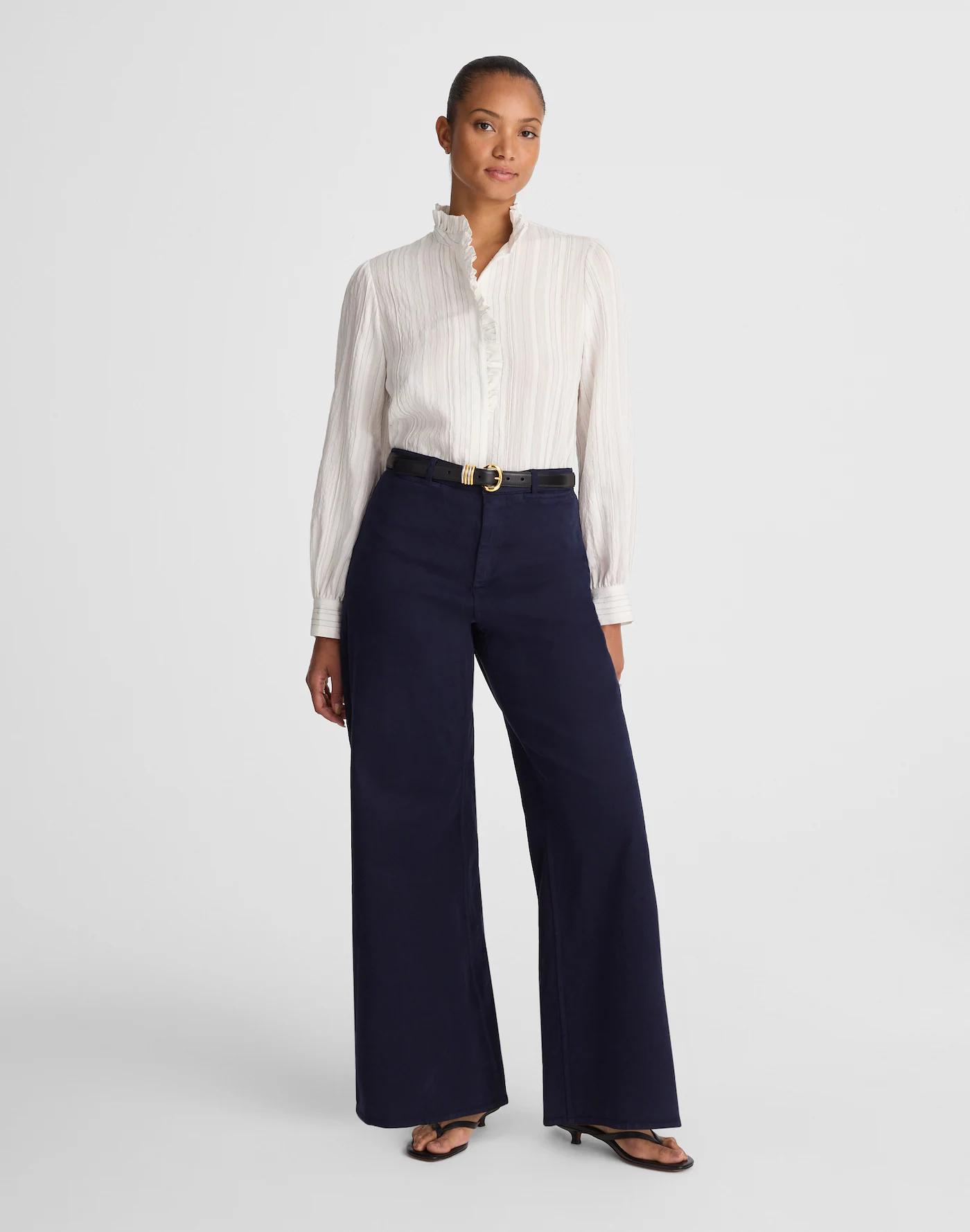 The Curvy Wide-Leg Pant in Garment-Dyed Twill Product Image