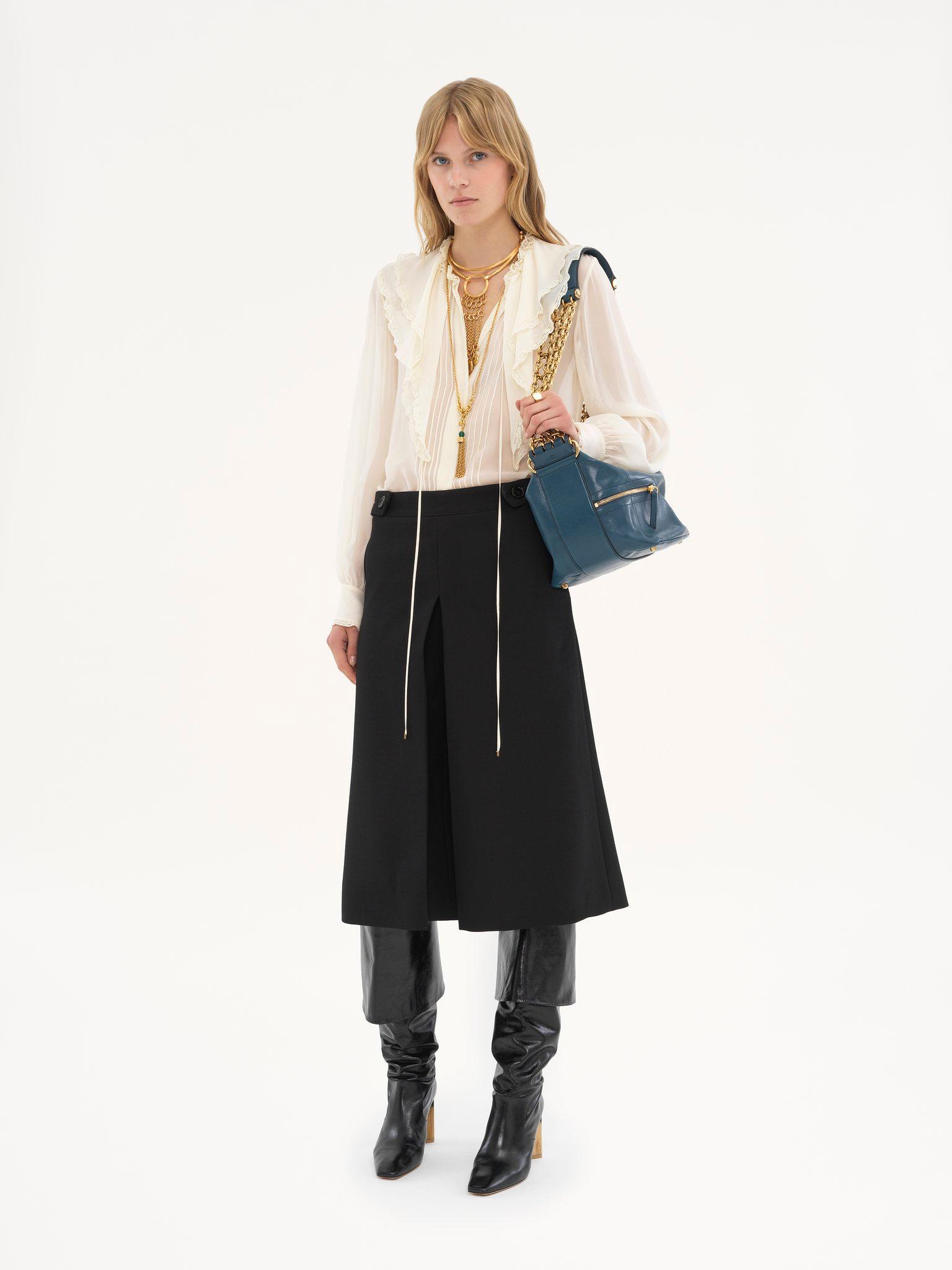 Tailored culottes in wool crêpe Product Image