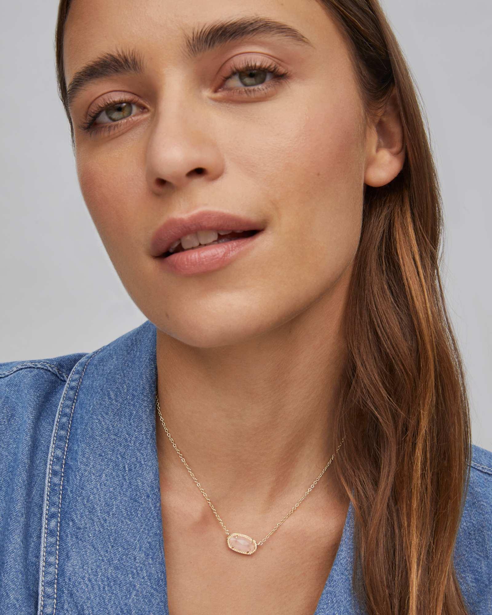 Elisa Gold Pendant Necklace in Rose Quartz Product Image