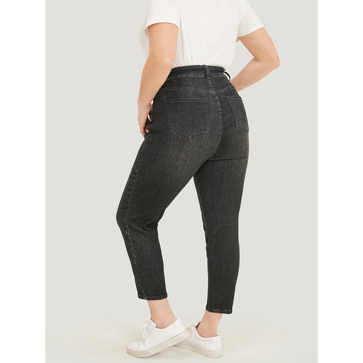 Plus Size Very Stretchy High Rise Black Wash Vintage Jeans Women Black Casual Plain High stretch Pocket Jeans BloomChic 24/3X Product Image