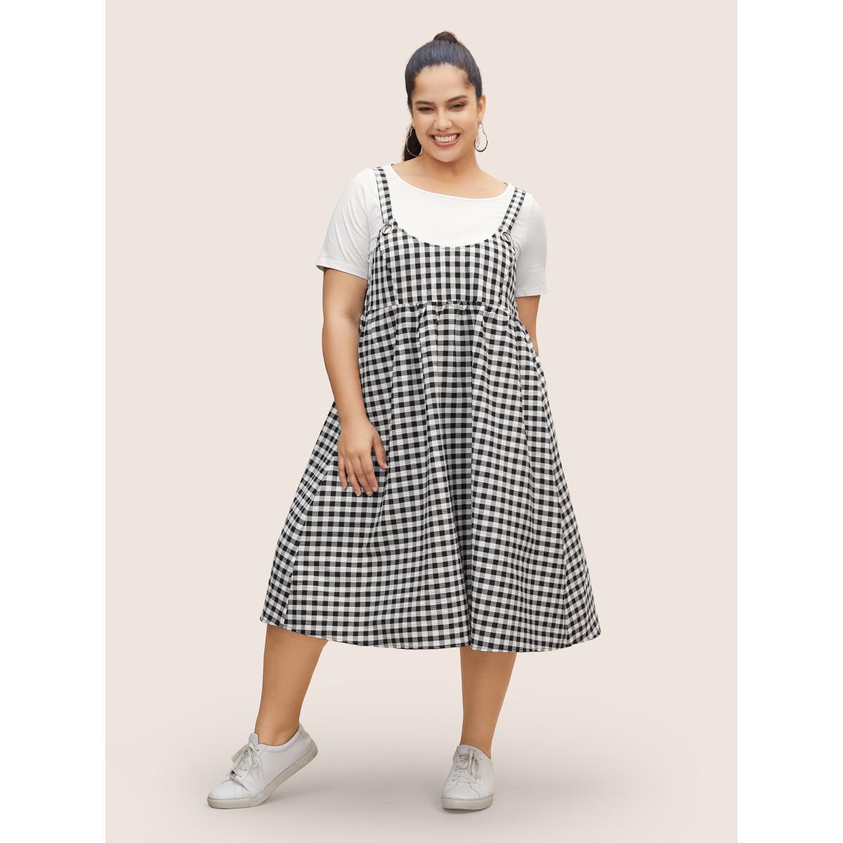Plus Size Round Neck Gingham Adjustable Straps Dress Black Women Casual Gathered Round Neck Sleeveless Curvy BloomChic 30/6X Product Image