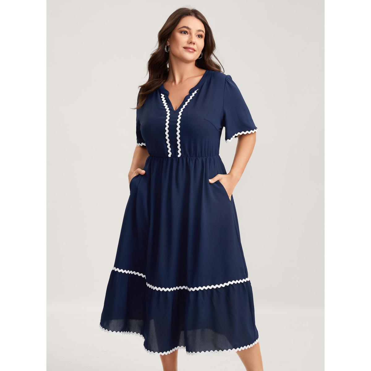 Plus Size Lace Contrast Notched Collar Midi Dress DarkBlue Women Notched collar Short sleeve Curvy BloomChic 28/5X Product Image
