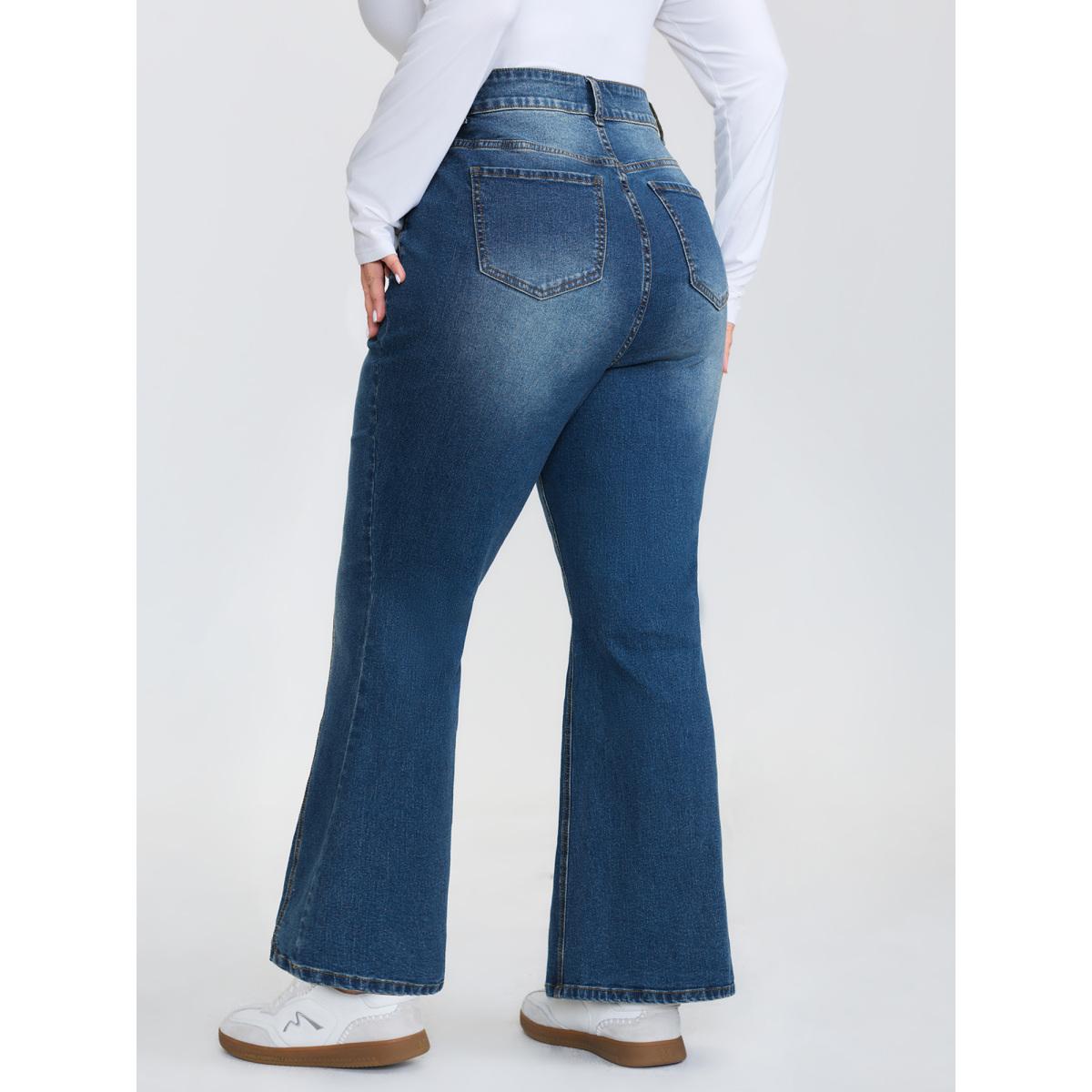 Plus Size Stretchy Seamed Mid-Rise Flared Jeans Women Midblue Timeless Topstitching High stretch Slanted pocket Jeans BloomChic 16/1X Product Image