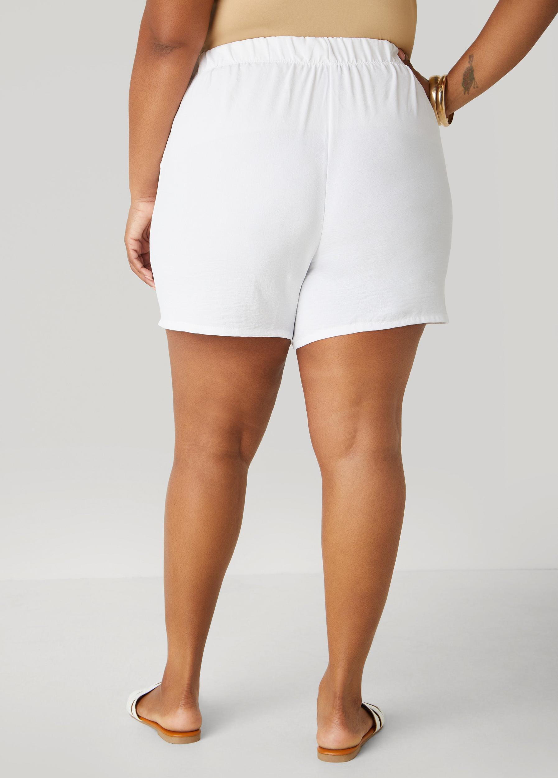 Textured Mid Rise Shorts Product Image