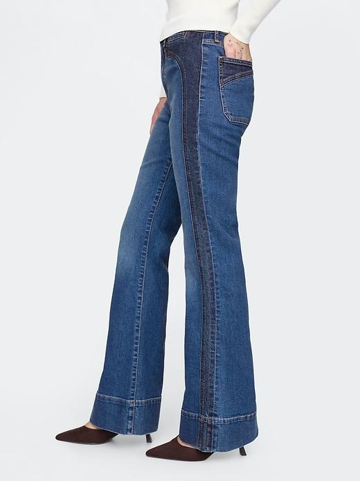 High Rise '70s Flare Jeans Product Image