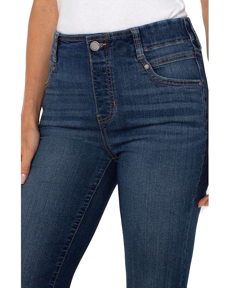 Petite Marilyn Straight in Quinn Product Image