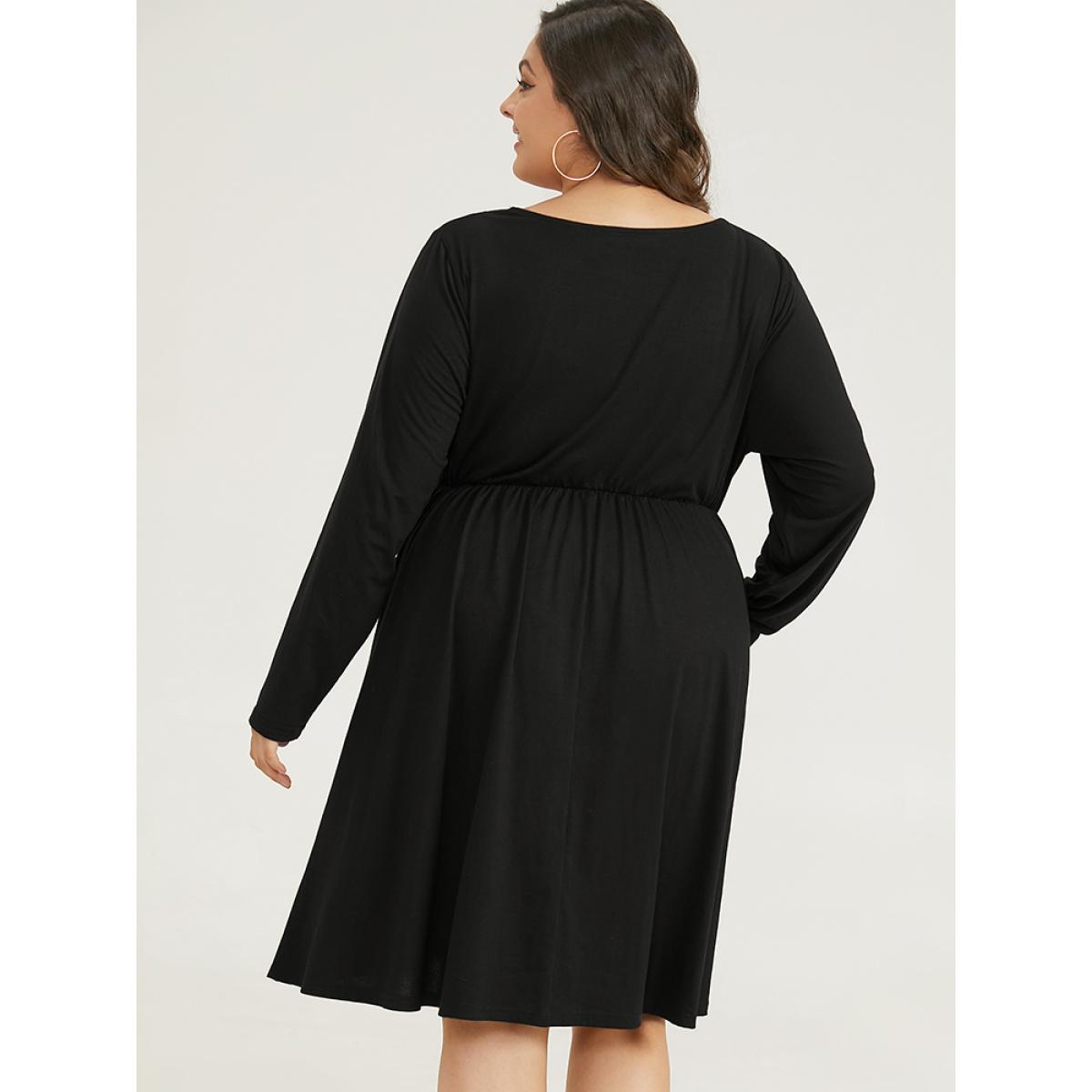 Plus Size Supersoft Essentials Contrast Webbing Pocket Dress Black Women Casual Plain V-neck Long Sleeve Curvy Midi Dress BloomChic 10/M Product Image