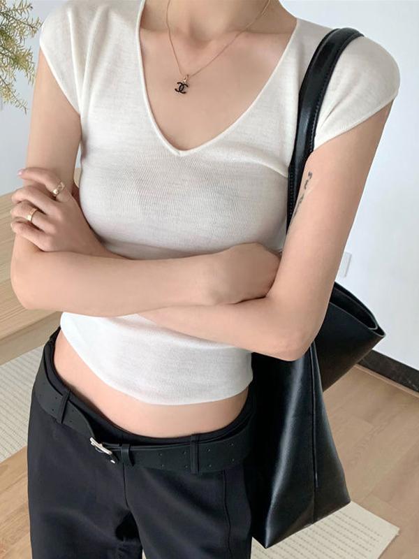 V Neck Slim Short Sleeve Knits Product Image