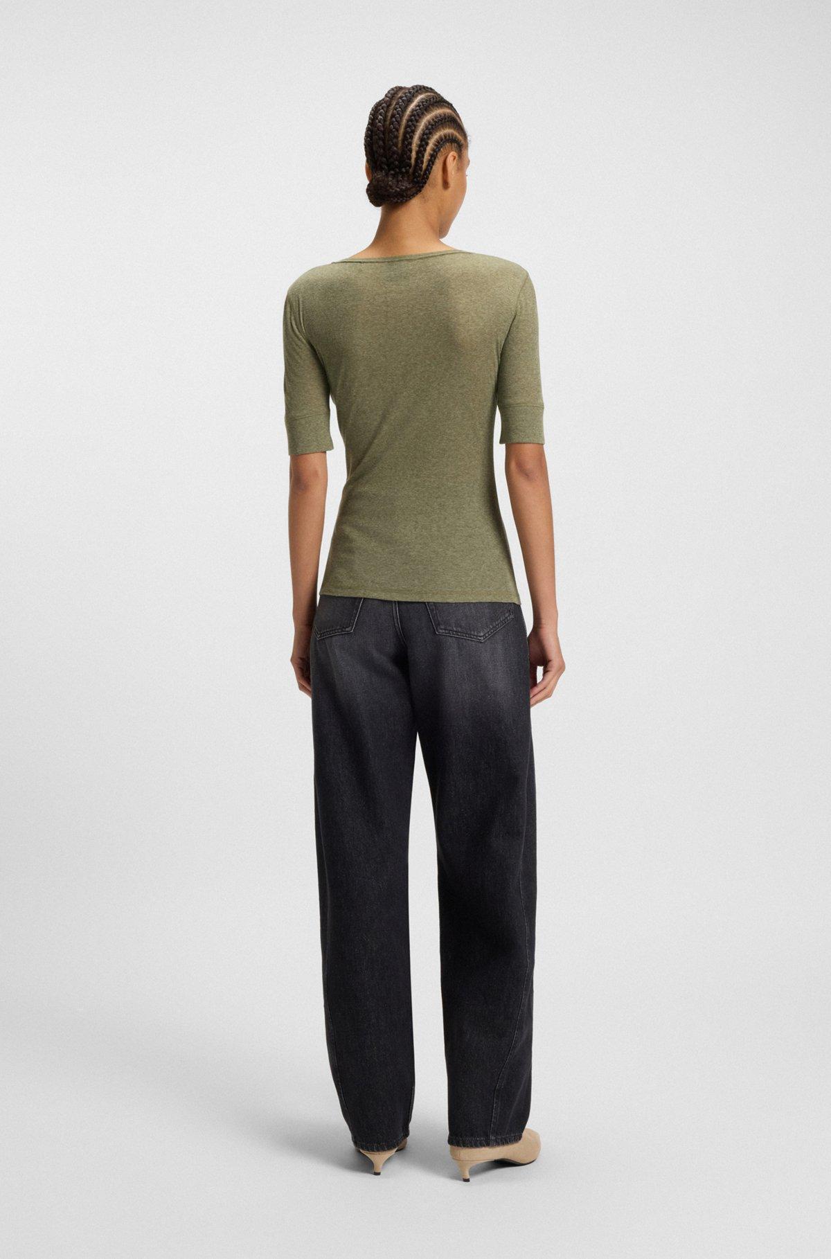 Slim-fit top with buttoned placket Product Image