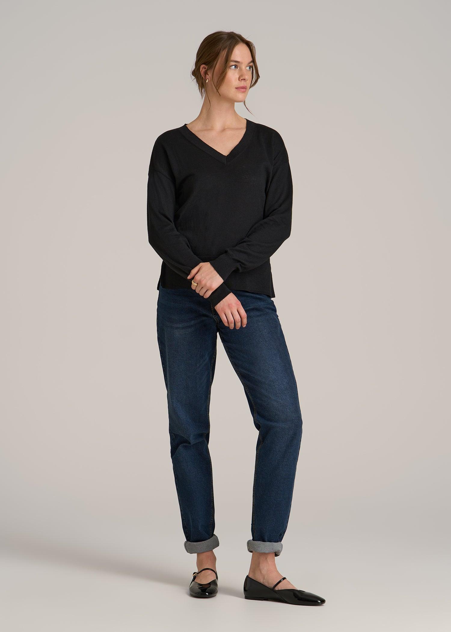Linen Blend Split Hem V-Neck Sweater for Tall Women in Black Female Product Image