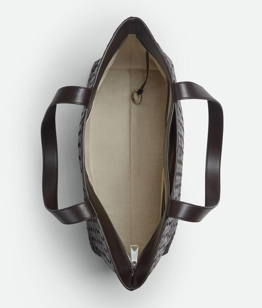 Men's Large Intrecciato Zipped Tote in Fondant Product Image